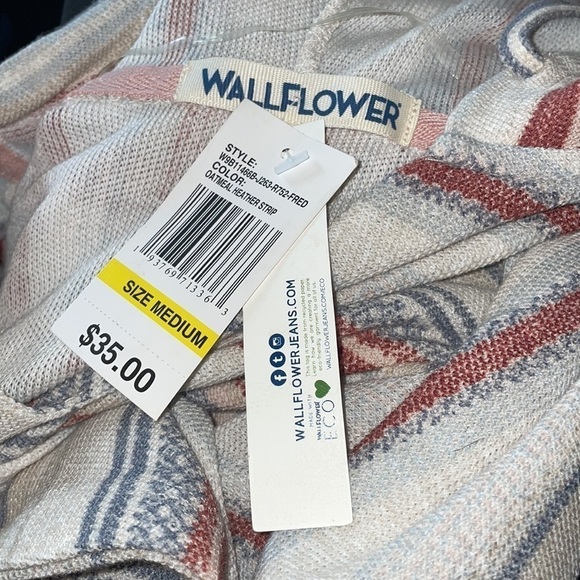 NWT WALLFLOWER Junior Arrow Striped Hooted Top Size Medium - Picture 4 of 6